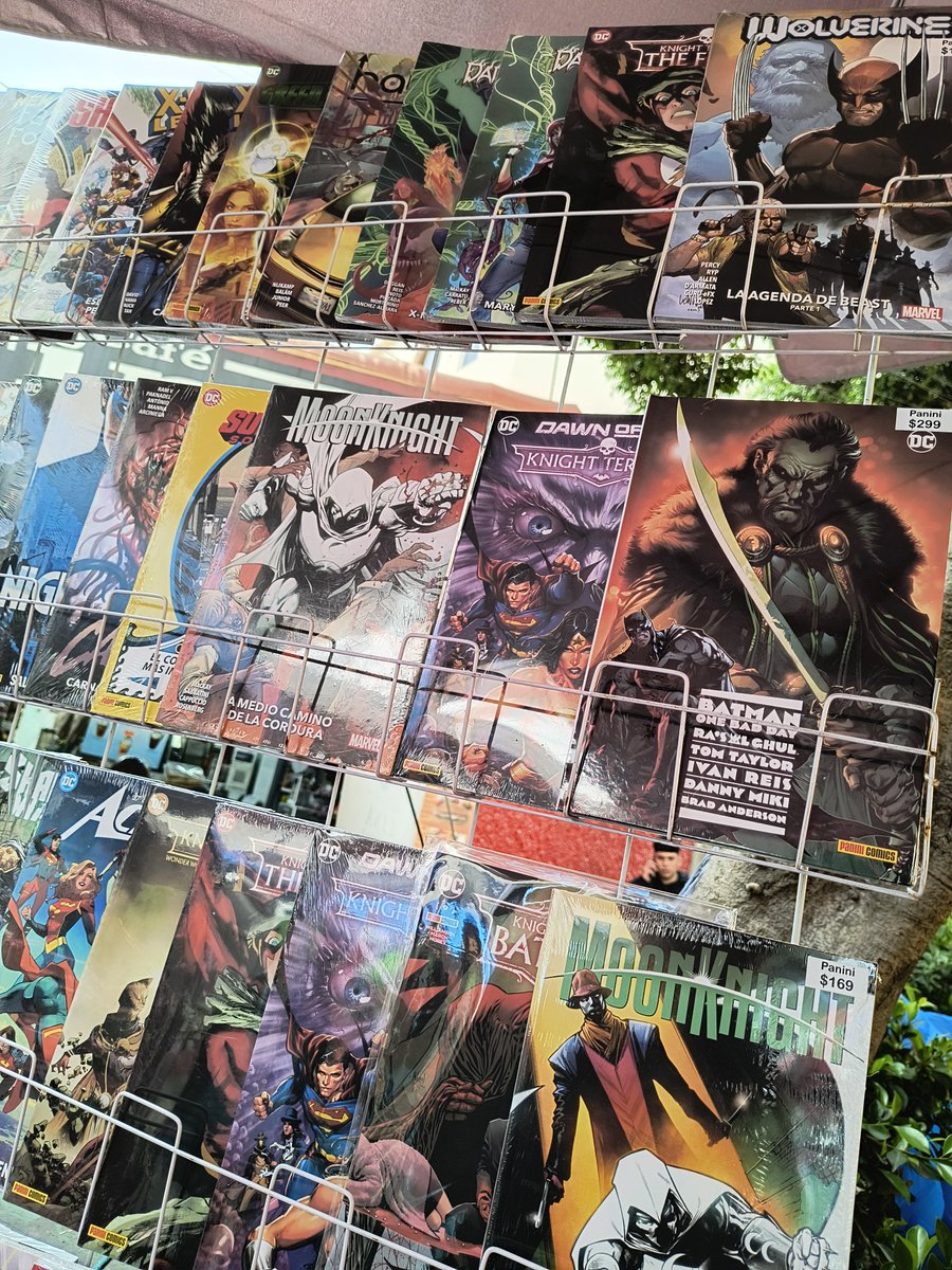 DComicShop1's tweet photo. Como todos los sábados ya listos para atenderlos!!! Hoy hasta las 5pm
#compra #venta y #cambio 
#comics #comicsenespañol #vintages
Nos ubicamos a espaldas del metro portales dirección tasqueña. En Antillas y santacruz, Alcaldía Benito Juárez. https://t.co/RSERmYOrFZ