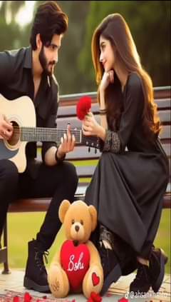 اے عشـق اِدھر آ تُجھے عشـق سکھاٶں🌿
 دربارِ منّ میں بٹھا کر تُجھے بیعت کراٶں

 تھک جاتے ہیں لوگ اکثر تیری عین پہ آ کر
 عین شین سے آگے تیرے' ق ' میں سماٶں.♥️👀

 تُو جُھوم اُٹھے دیکھ کر دیوانگی میری✨
 آ ۔۔۔ وجد کی حالت میں تُجھے رقص دیکھاوں ۔۔۔
                            💏