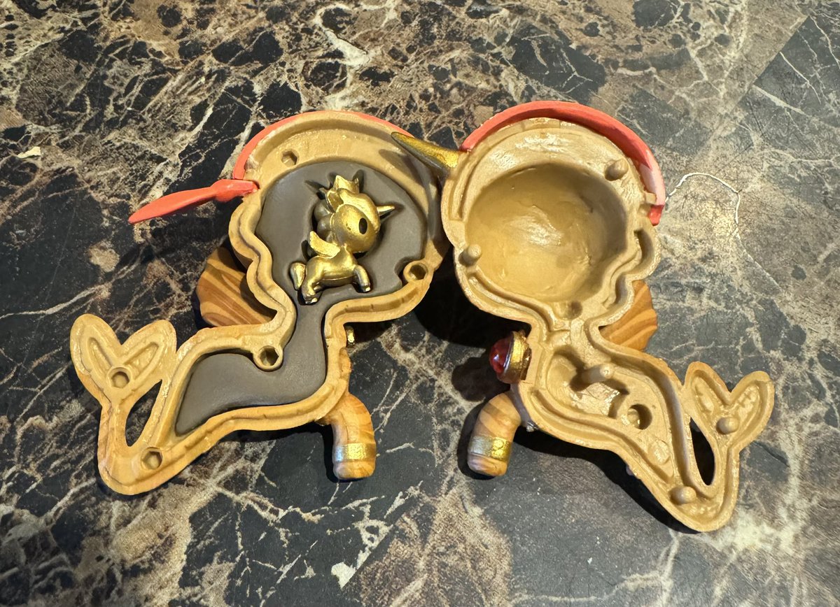 #MermicornoS9 #Surprise <a href="/tokidoki/">tokidoki brand</a> 
This was such a fun find for my 7yo… had no idea Ahoy had treasure inside! <a href="/DrOfStuff/">D⭕️c</a> <a href="/JgeenVeVe/">JGreen</a> did you guys know? Now if we could only figure out how to get the Ahoy Special Edition!!