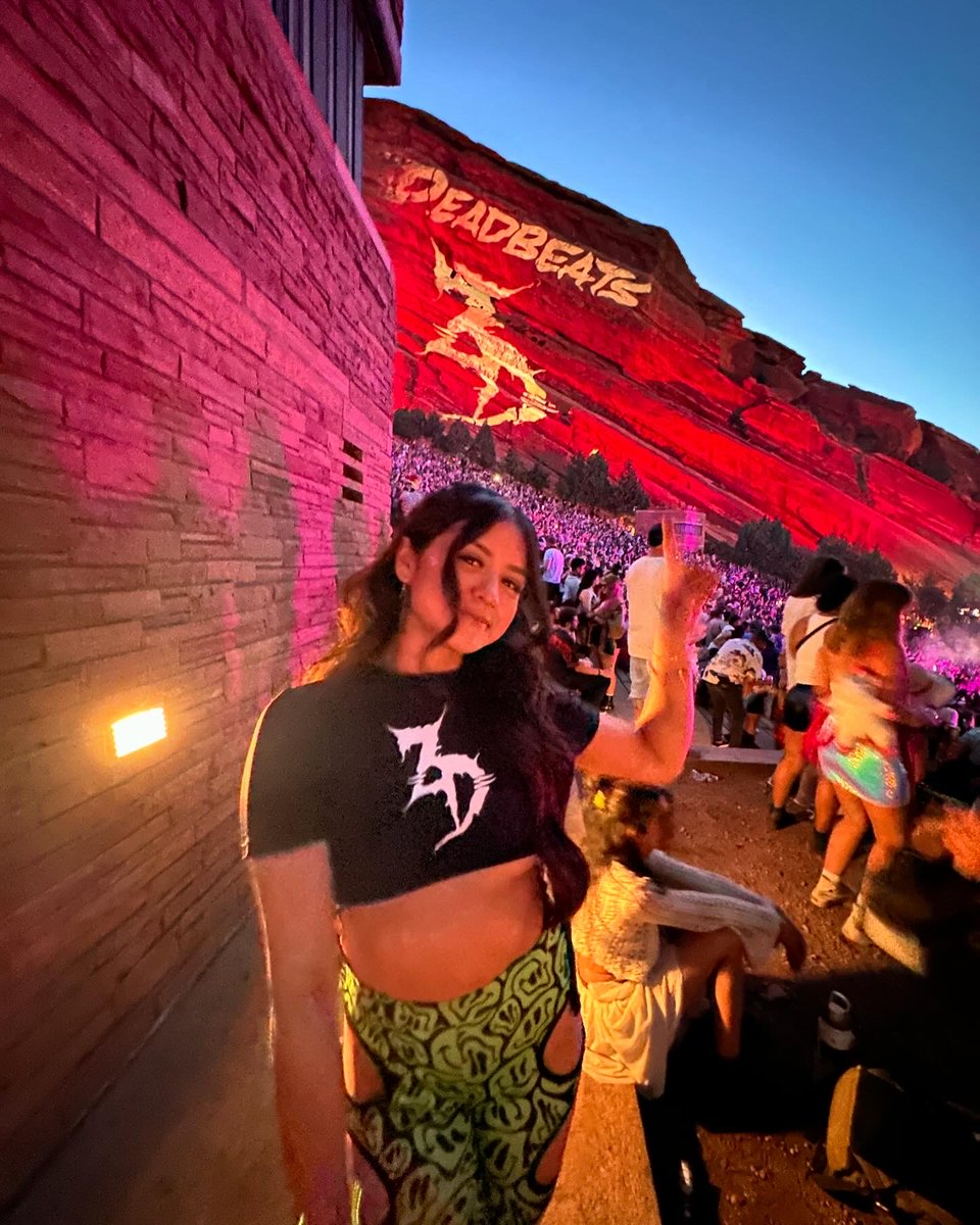 aileenn93's tweet photo. zeds dead on the rocks w/ a shot of jamboree and mission 🍸

3 greats days spent w/ the boyz can’t wait to be back next year 🫶🏻 https://t.co/BAhouAW1My