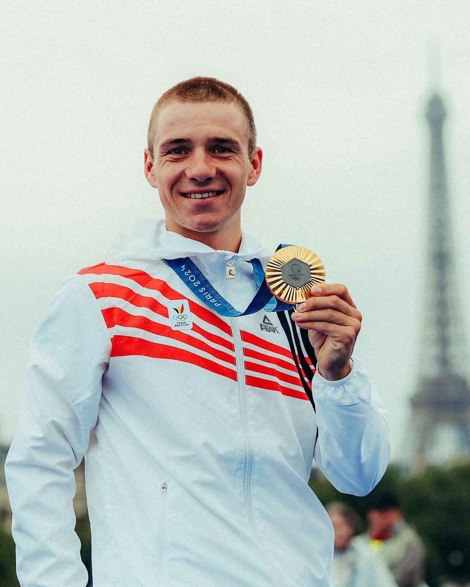 OLYMPIC CHAMPION TIME TRIAL, PARIS 2024!!🥇🤯🇧🇪

There is no bigger honor than bringing the Golden Medal home and to become an Olympic Champion. 🔥🚀🙏🏼

So much emotions going through my body. Thank you so much to everyone for the incredible support. 🖤💛❤️

Big congrats to Wout