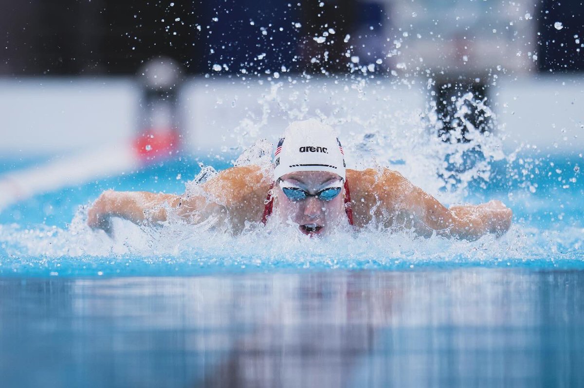 RECORD ➡️ 𝗕𝗥𝗢𝗞𝗘𝗡. 

Gretchen Walsh goes 55.38 in the 100m butterfly semifinals for a new Olympic Games Record!

<a href="/TeamUSA/">Team USA</a> | #Paris2024