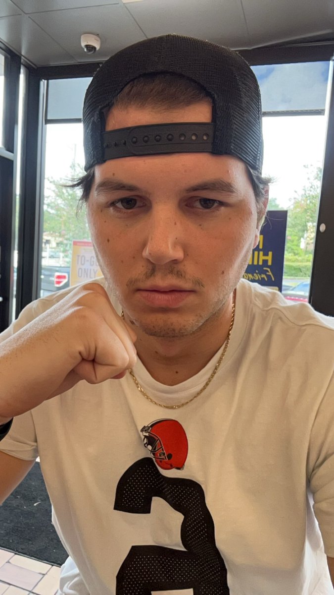 Alex Perusek tweet media