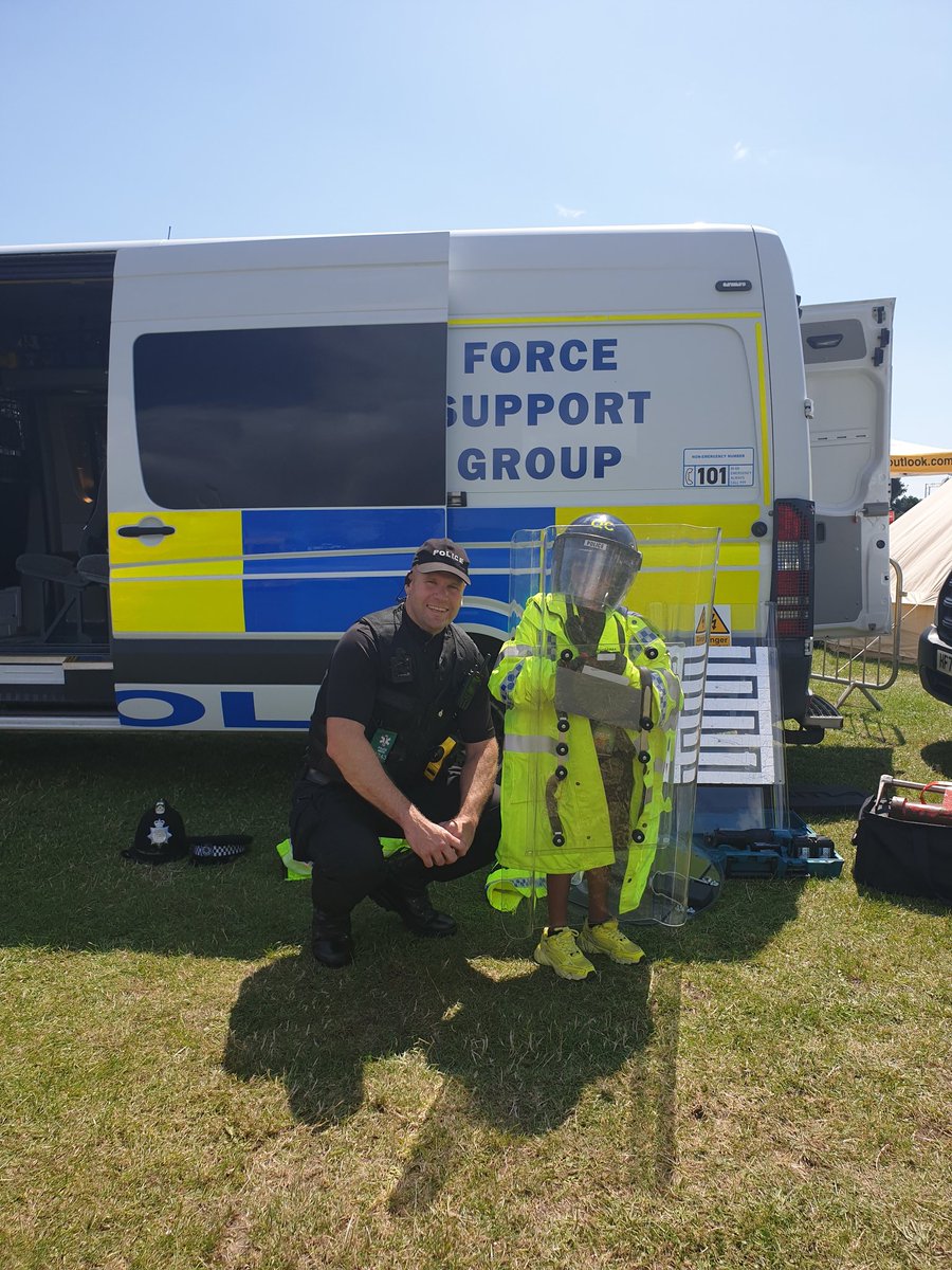 Dorset Police Specialist Operations tweet media