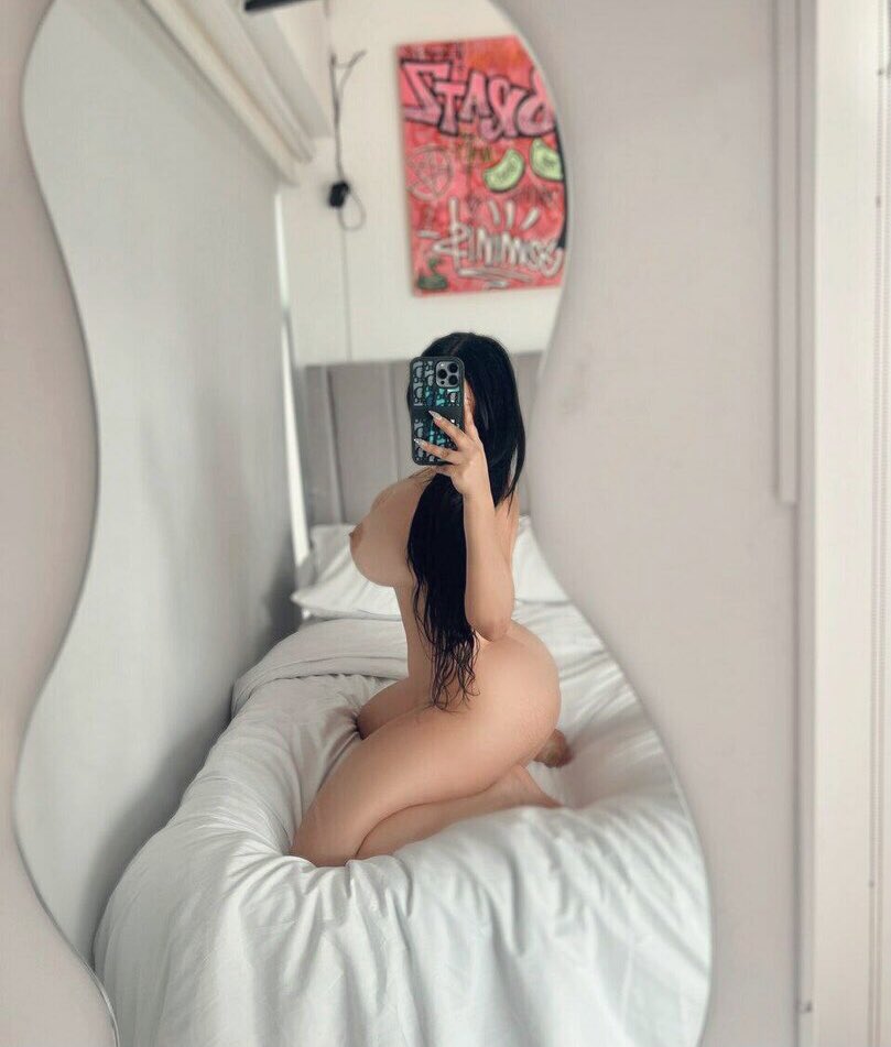 Buenos dias quiero una buena verga bien erecta para montar es mucho pedir?