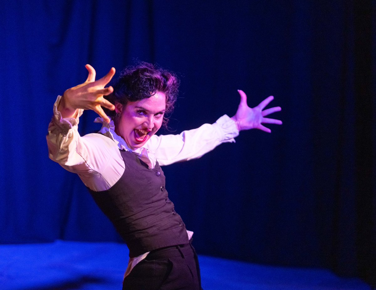 sweet_prods's tweet photo. Thank you @durhamfringe for a gorgeous time! Beautiful festival with tremendous people looking after it! Two more days of it folks - get along to the brilliant shows this weekend (including @ImpromptuShakes featuring our own @HeadpicturesP in this weekend’s cast!) #durham https://t.co/FUzqZ0xCFi