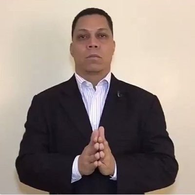 Reportense con un like los juliococos de Twitter