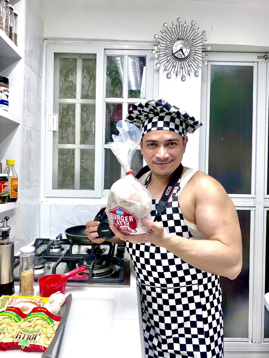 jonbugarin's tweet image. BEEF BURGER STEAK

 #foodgoal #foodtrip #foodie #foodies #food #foods #foodlover #foodlove #foodblogger #foodjournal #homemade #homecooked #burger  #burgerdish #burgersteak #beefburger #yummy #delicious #ricerecipe #comfortfood