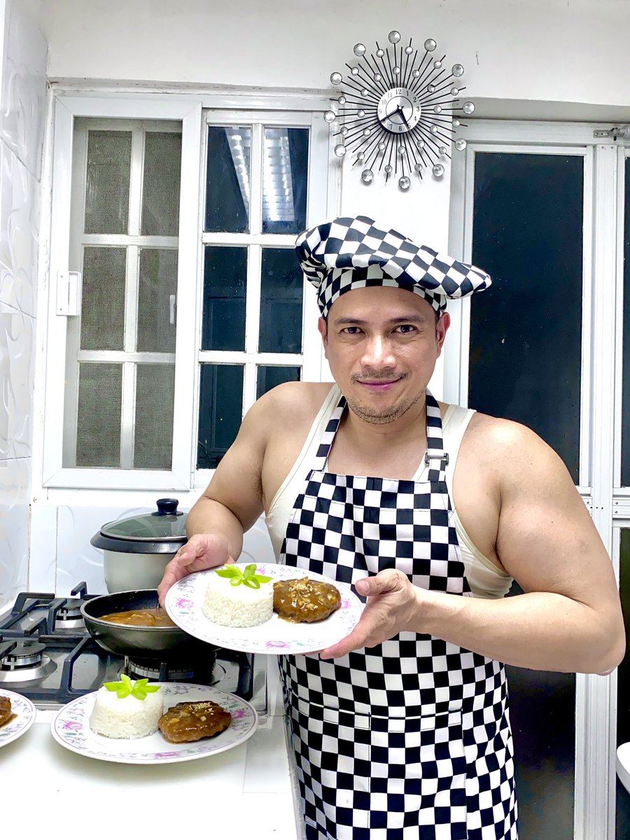 jonbugarin's tweet image. BEEF BURGER STEAK

 #foodgoal #foodtrip #foodie #foodies #food #foods #foodlover #foodlove #foodblogger #foodjournal #homemade #homecooked #burger  #burgerdish #burgersteak #beefburger #yummy #delicious #ricerecipe #comfortfood