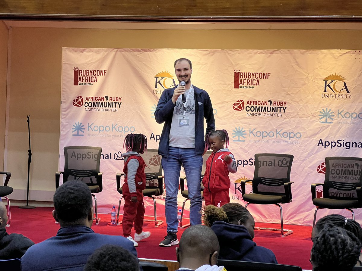 Lチカは情操教育 tweet media