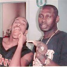 problemochile's tweet image. Eddie Plein a Caribbean OG from New York is the inventor of grills. He actually made them popular in street culture in New York and then brought it to famous rappers in Atlanta.