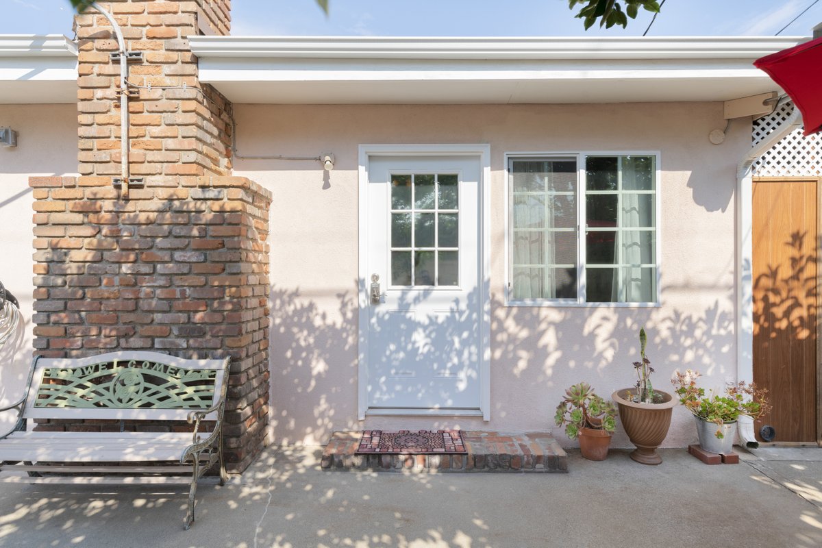 XMG_CA's tweet image. 📊 Transparent communication and detailed reports keep you in the loop. #TransparentManagement #OwnerUpdates

El Monte CA