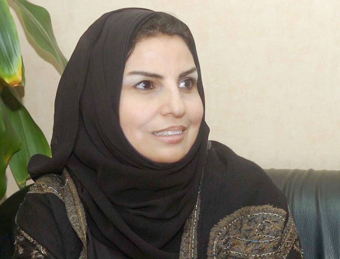 watdkw_'s tweet image. الكاتبة سعدية مفرح : 
عجل السامري، والعشاء الأخير وتجسيد ساخر ومهين للسيد المسيح عليه السلام وفق رؤيتهم.. بالإضافة إلى الاحتفاء بمظاهر الشذوذ بكل أنواعه.. ويأتي من يقول لك أبعدوا الرياضة عن الدين والسياسة وأن الألعاب الأولمبية رسالة أخلاقية! 
#نرفض_شذوذ_الاولمبياد 
#OlympicGames