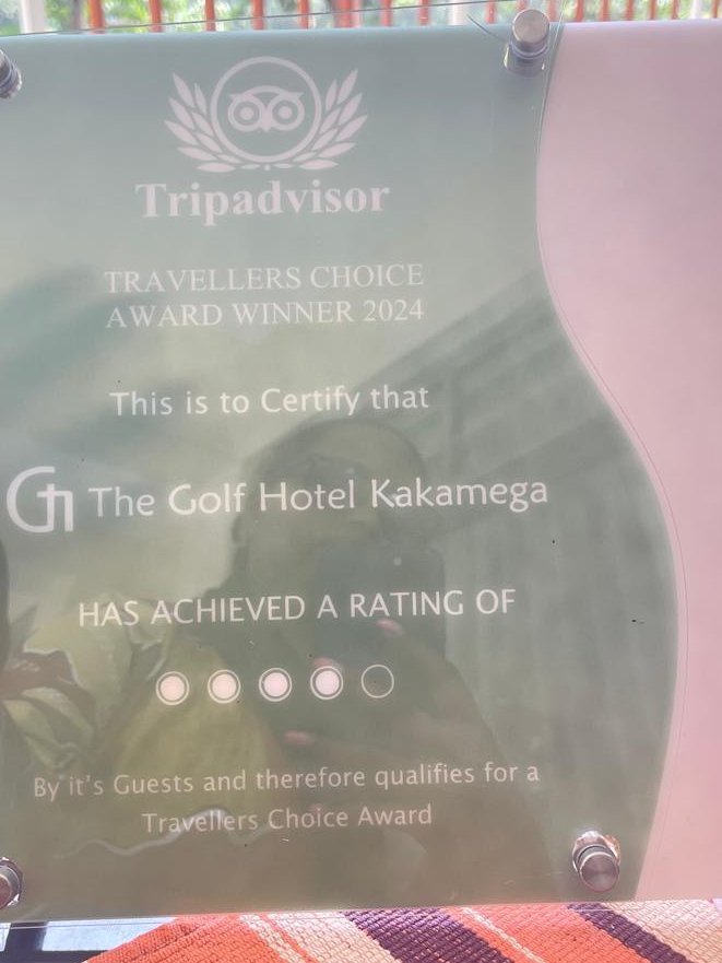 OsmanMuhammed6's tweet photo. Congratulations 🎉 👏 to GOLF HOTEL kakamega,kenya this wonderful award.
Am sure with its workaholic managements and managers it will among the internationally recognised tourist attraction hotels in kenya.
#gumatoabudo
#Rebeccamiano
#williamsamoiruto https://t.co/Do7P80aOBE
