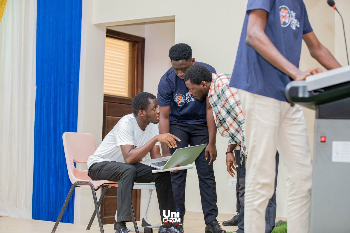 Cheesa_knust19's tweet image. Presentation from modeling club📰