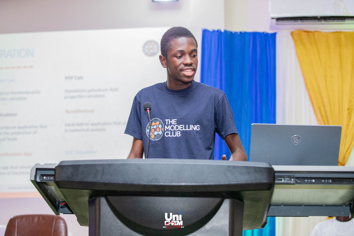 Cheesa_knust19's tweet image. Presentation from modeling club📰