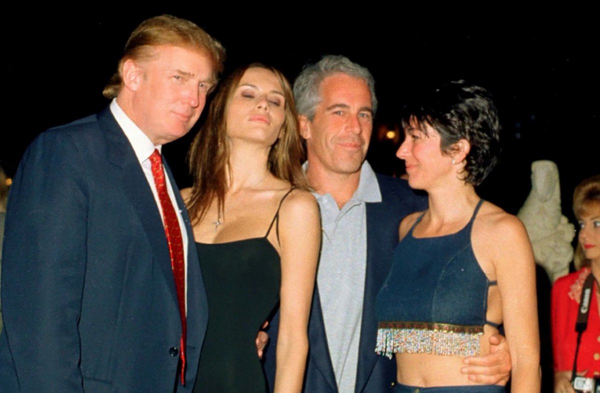 MadeInTheUSANJ's tweet photo. The day before Donald Trump‘s fake assassination stunt, Epstein files were released.

Donald Trump raped little girls. 

The media is all over this attempted assassination while blatantly ignoring the fact that the Republican presidential nominee, raped little girls. https://t.co/X1VhSJfZ0t
