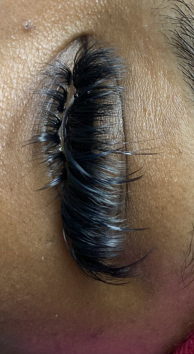 _TheFinerrr1's tweet photo. my clusters hitttt ๐ฅ๐ theyโre taking over!
#lash #lovelashes #minkclusters #FL #lashtech https://t.co/j7XizKZivn