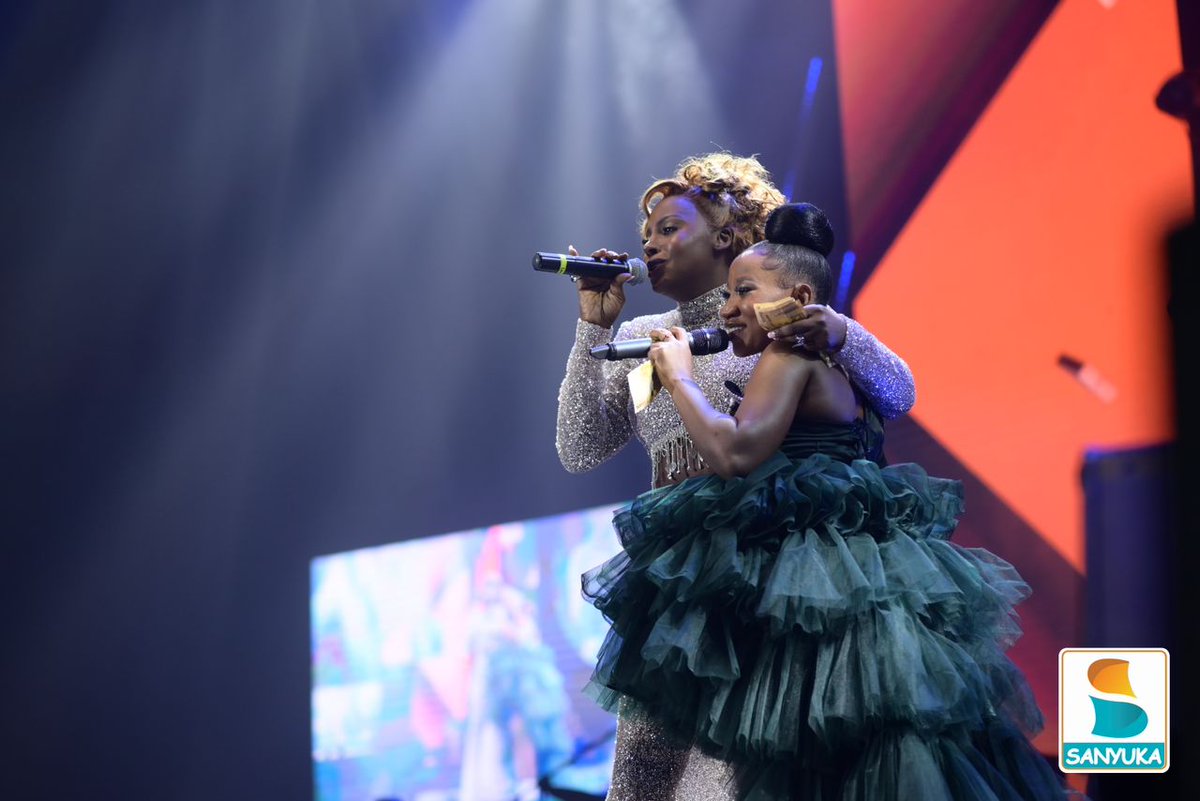 nbstv's tweet image. CHOSEN BECKY performed live at the #TimelessExperience. 

Her music brought a great singing-along, in the crowd. 

#NBSUpdates