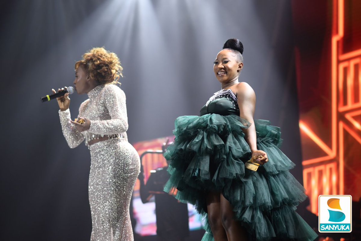 nbstv's tweet image. CHOSEN BECKY performed live at the #TimelessExperience. 

Her music brought a great singing-along, in the crowd. 

#NBSUpdates