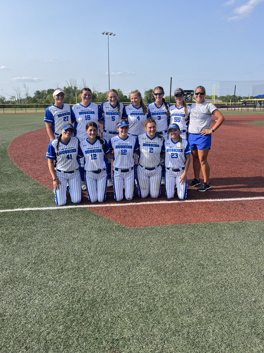 Kathryn Hotle tweet media