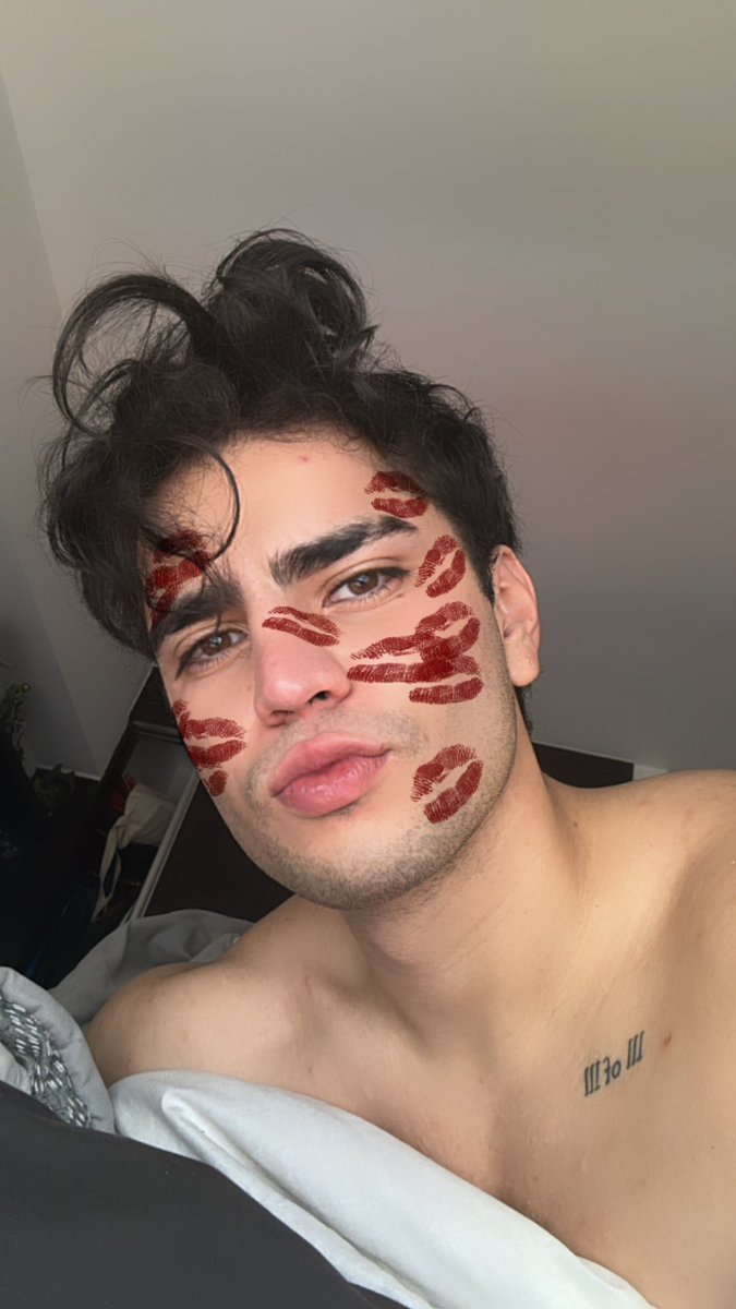 ArnMercurio's tweet photo. Ya vieron el stream de ayer 😳🔥 https://t.co/TYD6fHobHT https://t.co/z7APAVYfz8