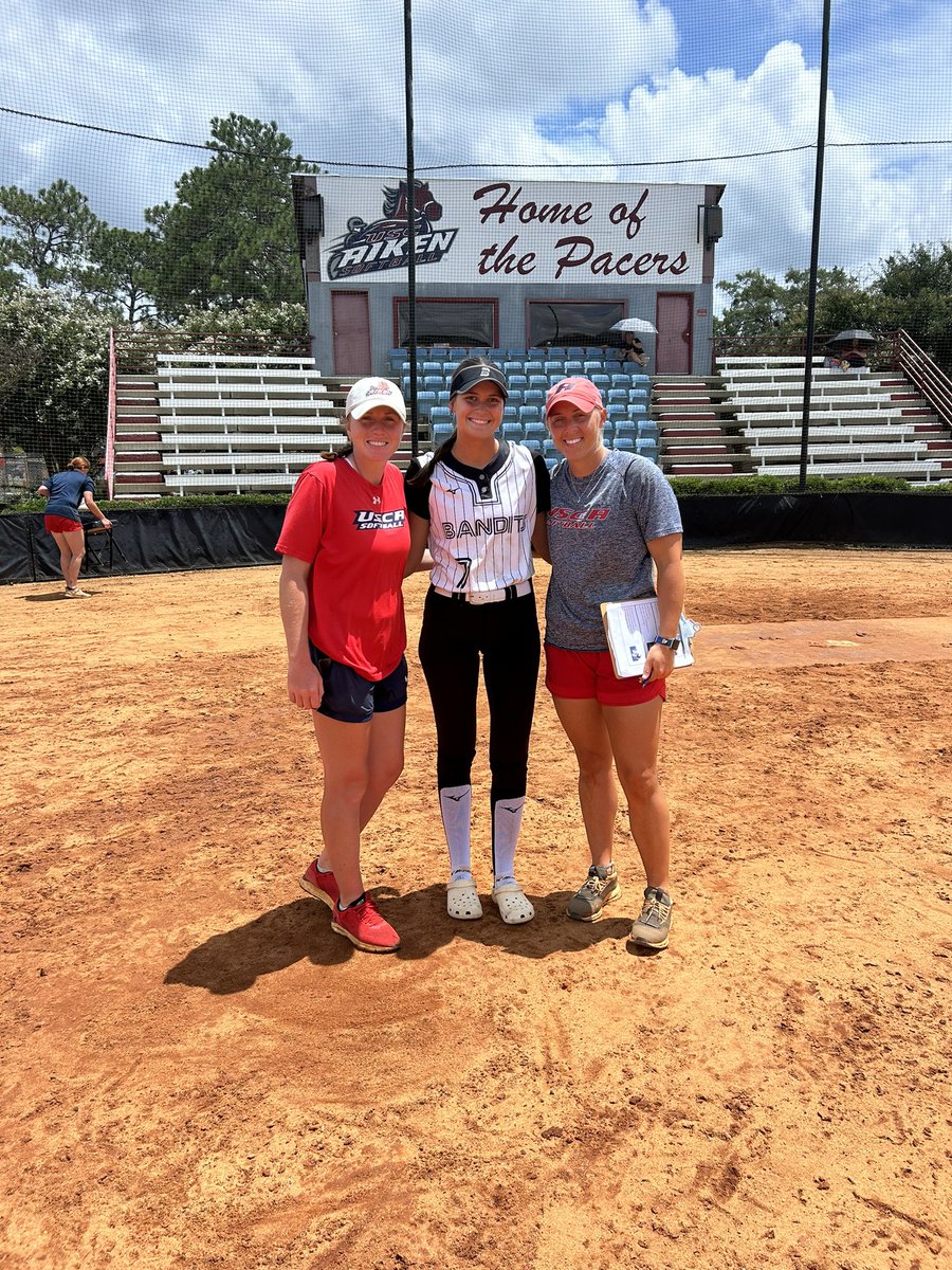 Chloe Webb (@chloewebb2025) on Twitter photo Thank you to <a href="/CoachpooleU/">CoachPoole_USCA</a> and <a href="/AliciaDorgan/">Alicia Dorgan</a> for a great camp the other day! I had a great time!! <a href="/BanditsNc/">Bandits Elite Premier Crowe</a> <a href="/Chas_Pippitt/">Chas Pippitt</a> <a href="/SheriffGary453/">BanditsElitePremier-Simpson</a> <a href="/BanditsCrowe16u/">Chris Crowe</a> Thank you to <a href="/CoachpooleU/">CoachPoole_USCA</a> and <a href="/AliciaDorgan/">Alicia Dorgan</a> for a great camp the other day! I had a great time!! <a href="/BanditsNc/">Bandits Elite Premier Crowe</a> <a href="/Chas_Pippitt/">Chas Pippitt</a> <a href="/SheriffGary453/">BanditsElitePremier-Simpson</a> <a href="/BanditsCrowe16u/">Chris Crowe</a>
