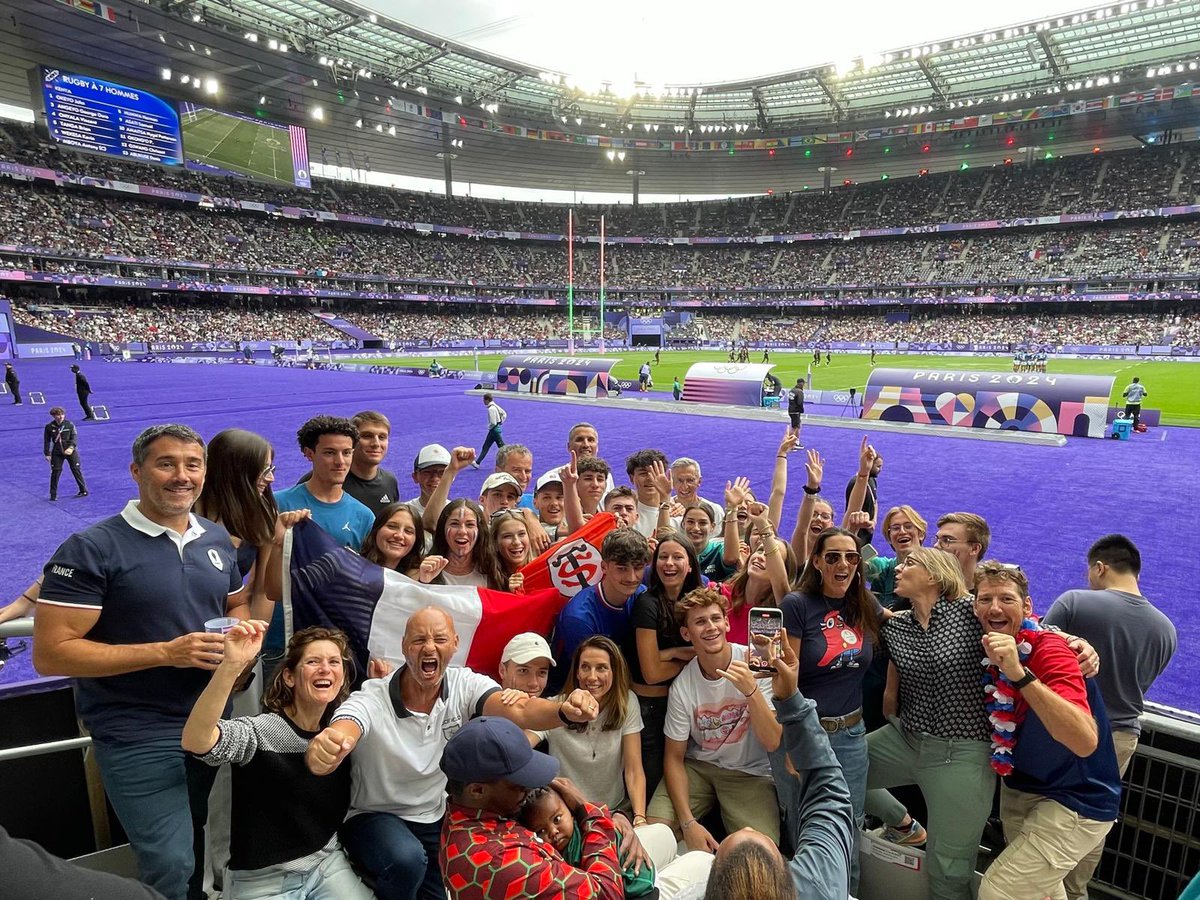 G24 Toulouse (@g24toulouse) on Twitter photo 🏉 en Finale <a href="/jeuxolympiques/">Jeux Olympiques</a> avec <a href="/France7s/">France Sevens</a>
De belles valeurs partagées <a href="/StadeFrance/">Stade de France</a> 🏟️avec les 👩🎓👨🎓des classes #PDCAM <a href="/actoulouse/">Académie de Toulouse</a> <a href="/acmontpellier/">Académie Montpellier</a>
✅ #Heritage <a href="/Paris2024/">Paris 2024</a> 👏
🙏 <a href="/Occitanie/">Région Occitanie</a>
<a href="/MostafaFourar/">Mostafa Fourar</a> <a href="/kamelchibli/">Chibli Kamel</a> <a href="/jeanmarcserfaty/">Jean Marc SERFATY</a> <a href="/CROSOCCITANIE/">CROS OCCITANIE</a> <a href="/pepanier/">GODIN PANIER Pierre-Emmanuel</a> <a href="/TonyEstanguet/">Tony Estanguet - OLY</a> 🏉 en Finale <a href="/jeuxolympiques/">Jeux Olympiques</a> avec <a href="/France7s/">France Sevens</a>
De belles valeurs partagées <a href="/StadeFrance/">Stade de France</a> 🏟️avec les 👩🎓👨🎓des classes #PDCAM <a href="/actoulouse/">Académie de Toulouse</a> <a href="/acmontpellier/">Académie Montpellier</a>
✅ #Heritage <a href="/Paris2024/">Paris 2024</a> 👏
🙏 <a href="/Occitanie/">Région Occitanie</a>
<a href="/MostafaFourar/">Mostafa Fourar</a> <a href="/kamelchibli/">Chibli Kamel</a> <a href="/jeanmarcserfaty/">Jean Marc SERFATY</a> <a href="/CROSOCCITANIE/">CROS OCCITANIE</a> <a href="/pepanier/">GODIN PANIER Pierre-Emmanuel</a> <a href="/TonyEstanguet/">Tony Estanguet - OLY</a>