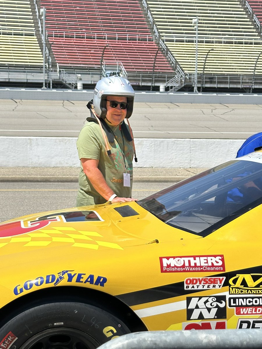 IceAndStretch's tweet image. This past week I hit the big 60! My surprise gift from Deb today! Thanks to @MISpeedway @NASCARRaceExp for an awesome experience! What an adrenaline rush!!!! Special thanks to @deb_widner for the gift! What a wonderful day!!!!❤️