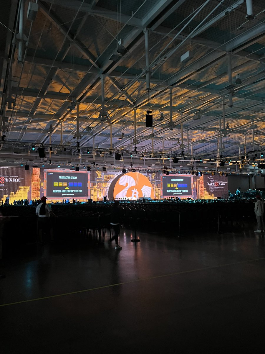 VestirBTC's tweet photo. Enjoying #Bitcoin2024!! https://t.co/T23oYTKvQz