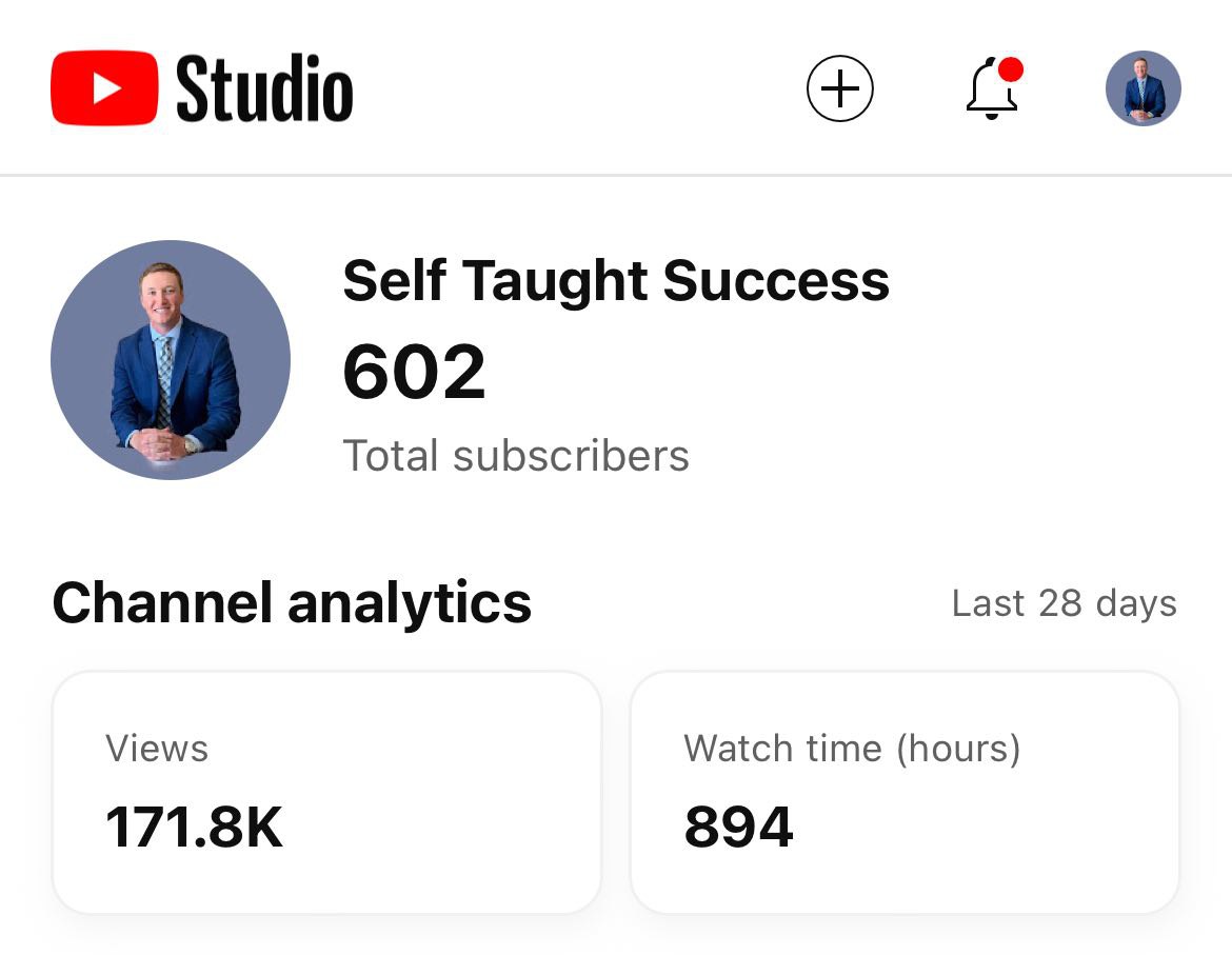 SelfTSuccess's tweet photo. Woke up to 600+ Subscribers on YT!

6 Short Form videos a day right now, plan to up to 7 next month.

Long Forms coming with more consistency.

Thinking Short Form to build the audience and Long Form for the Watch hours/ Rev Share.

On pace for 2,222 videos in the first year. https://t.co/ui3xh8lIgr