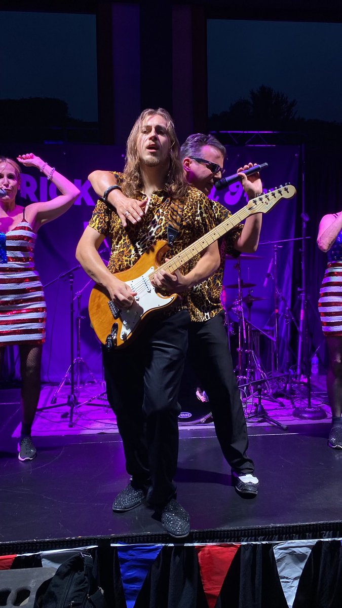JohnnyHenline's tweet photo. Just a few pics from the tour this month! 🎸🔥🤘🏼 #Rocknroll #music #rock #guitar #guitarist #guitarsolo #fender #orangeamps #fender2024 #RickKRoadTrip @Fender https://t.co/TgZtBRTNNr