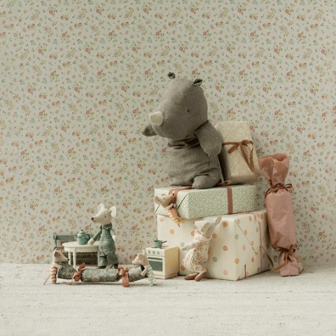 knotandspool's tweet image. 🌟 Reminder: Maileg Day Today! 🌟

Join us 1pm-4pm at Knot + Spool for a magical afternoon with Maileg USA! 🎈✨ Fun activities, prizes, and more await!

📅 July 27, 2024
🕒 1pm - 4pm
📍 Knot + Spool

#KnotAndSpool #MailegDay #EventReminder