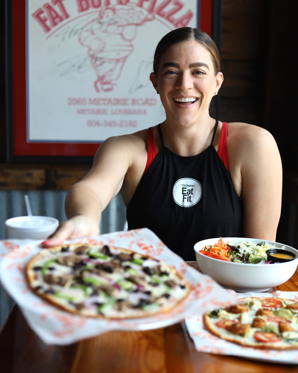 eatfatboyspizza's tweet image. When life gives you lemons, trade them for pizza. 🍋➡️🍕 #PizzaPerfection