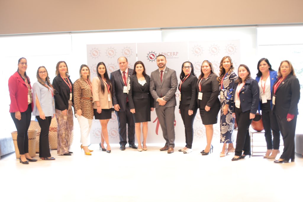 apacerppy's tweet image. ¿ Ya te sumaste a la IX Jornada Paraguaya de Ceremonial y Protocolo de la #APACERP ? 

Te esperamos en el hotel @dazzler