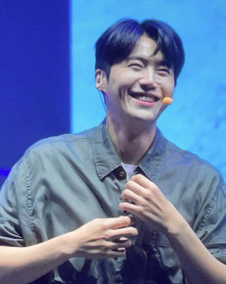 HE’S STILL THE SAME😭😭😭😭🤏🏻🤏🏻🤏🏻