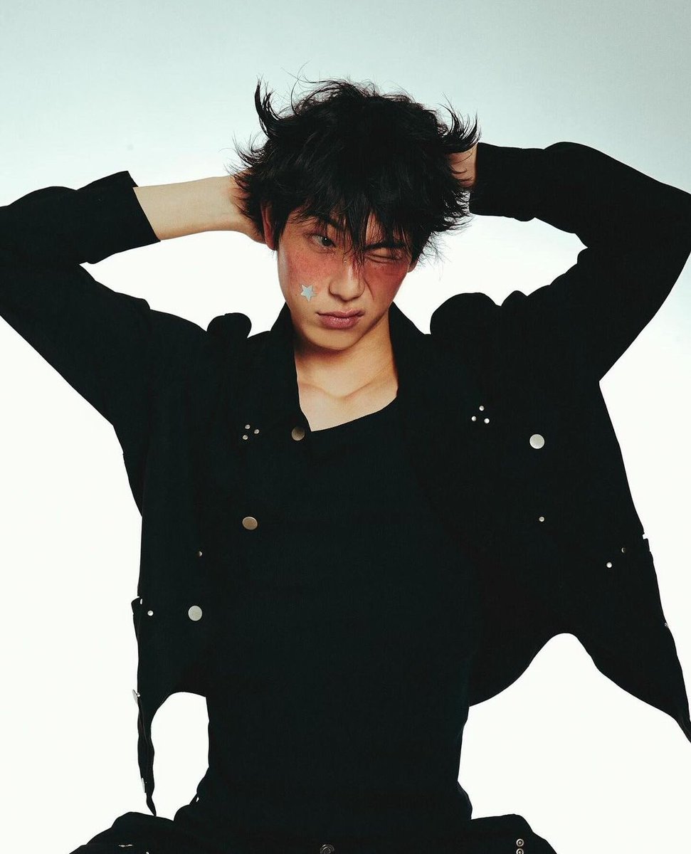saotoruu's tweet photo. gojo artists heyyy https://t.co/Ht9LkKy7fh