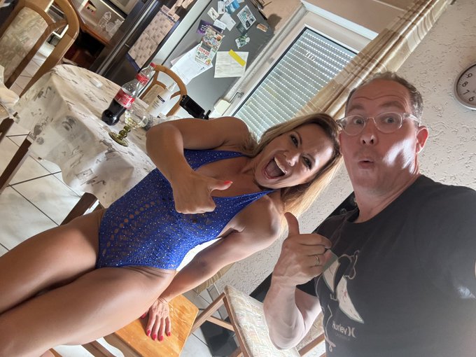 Harter Job&hellip;.. https://t.co/nRaHoXo7un<a href="/tag/brunette"class="tags"><span>#brunette</span></a><a href="/tag/tattoo"class="tags"><span>#tattoo</span></a><a href="/tag/german"class="tags"><span>#german</span></a><a href="/tag/babe"class="tags"><span>#babe</span></a><a href="/tag/hardcore"class="tags"><span>#hardcore</span></a><a href="/tag/gangbang"class="tags"><span>#gangbang</span></a>