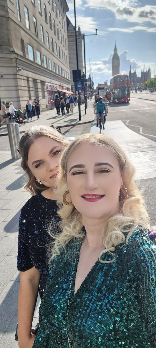 zane_s_kh's tweet image. So great to catch up with my friend @eady_elisha at the #CAHN Black Healthcare Awards 2024!  #theRCN #studentnurses