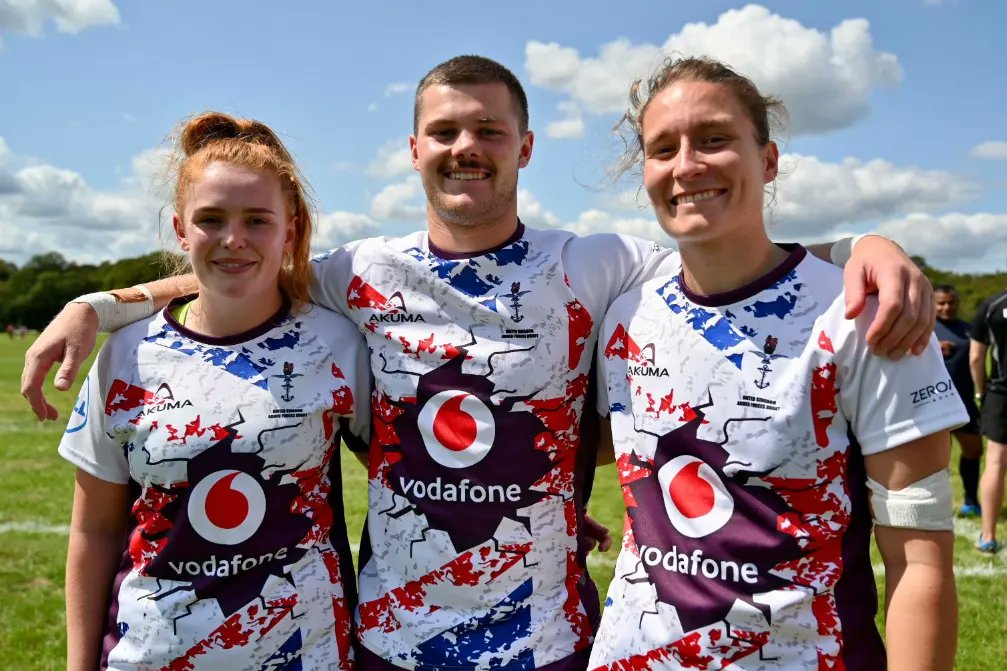 RNRugby's tweet image. Nicely done Rose Dixon, Rowann Sinvlair and Freddy Elliott. Repping #Navyrugby in the purplish of @UKAFRugby at the Wimbledon7s 

#GoNavy #NavyFit #Wimbledon

  📷 @CinnabarStudios