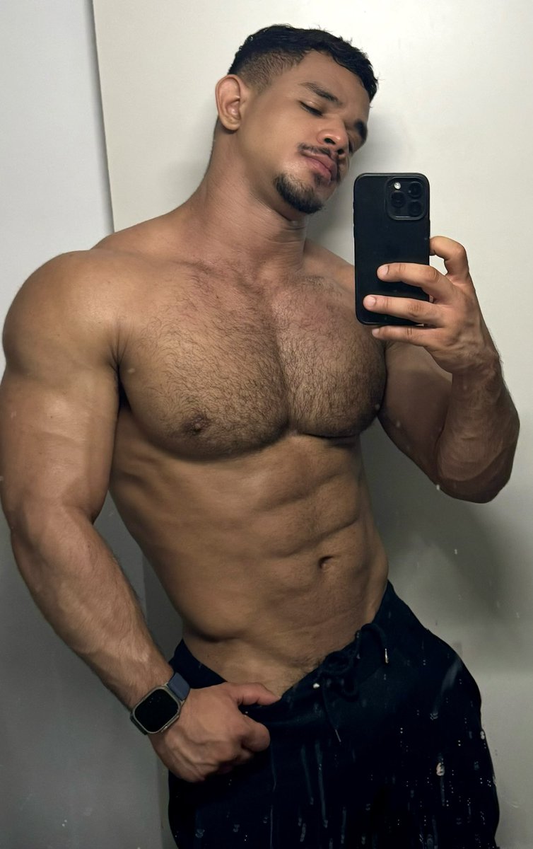 Angelo Urquiaga in a jungle-like setting- a modern Tarzan