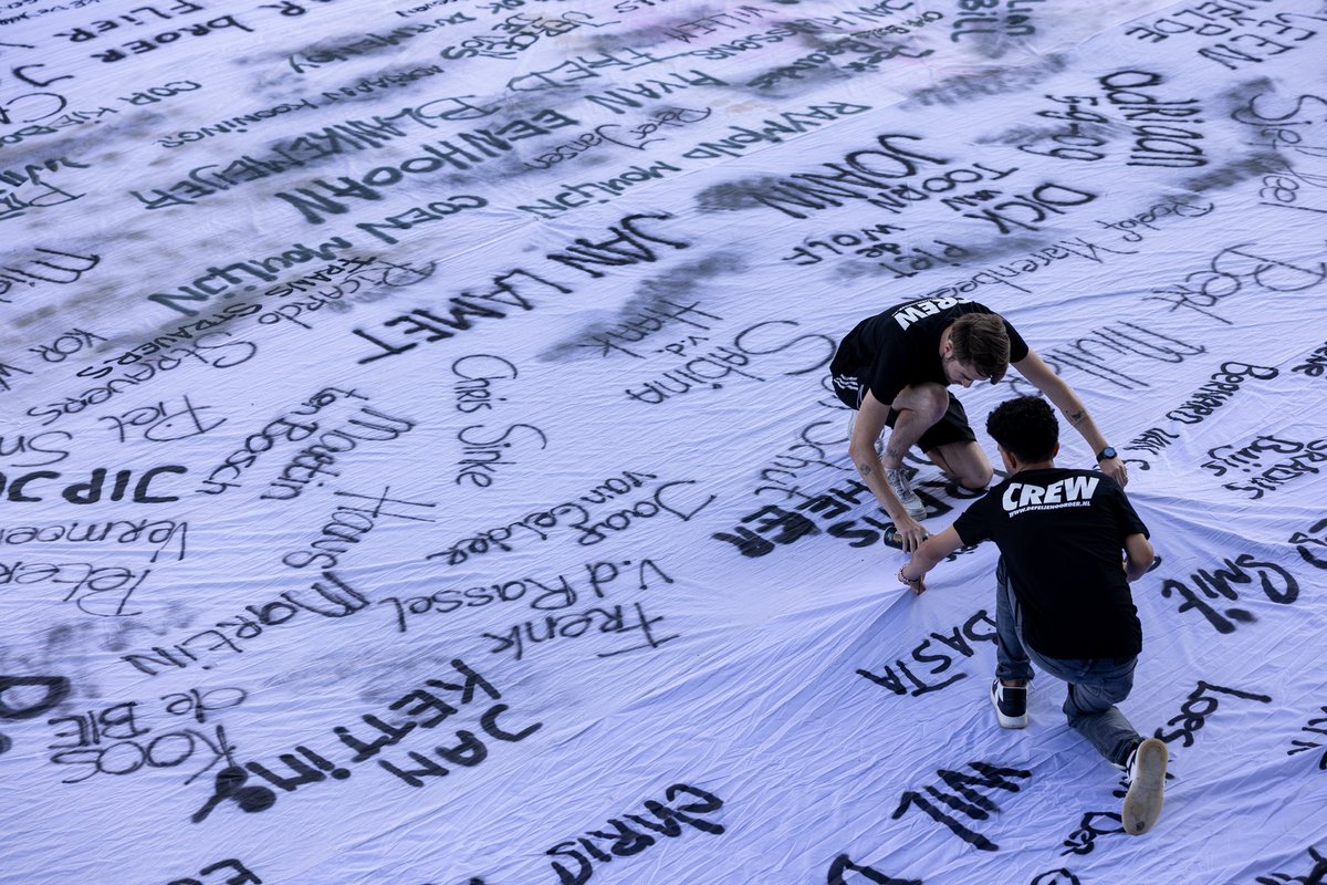 DeFeijenoorder's tweet image. Feijenoorders, wij vergeten elkaar nooit ❤️

📸 @Twaalfde_Man