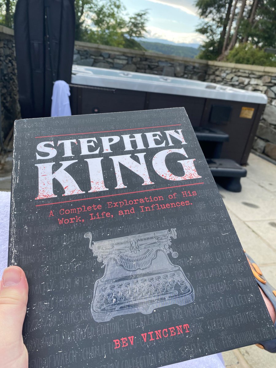 What a great book this is by @BevVincent . A wonderful celebration of Stephen Kings work that explores his influences and why he’s so darn good. Highly recommended.