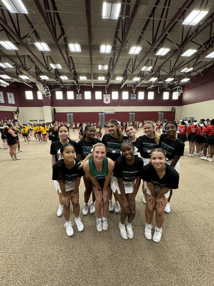 Ms.Hewitt tweet media