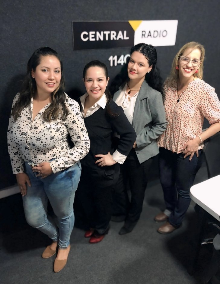 centralradiopy's tweet photo. 👏🏻 Agradecemos la presencia de #nutri_laus  y #nutri_maggi  que nos hablaron de cómo cuidar la alimentación en el invierno.

#1140AM📻 https://t.co/g6KIQQEK4a