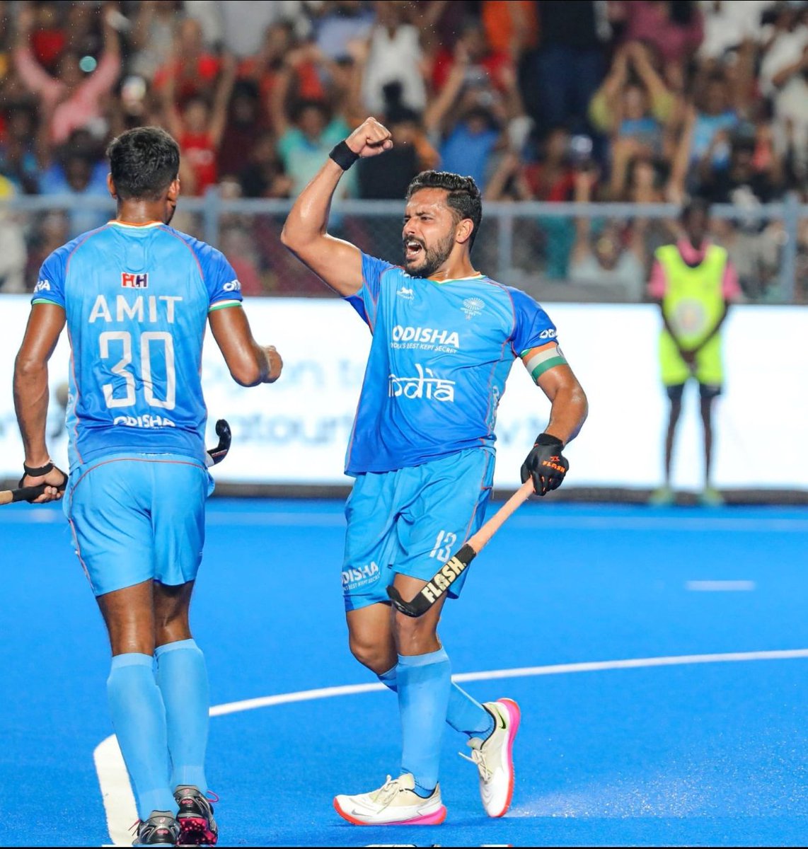 menilaymathur's tweet photo. More to come... INDIA 🇮🇳🌏
3-2🏒

#Hockey #hockeyindia #Shooting #OpeningCeremony #INDvsSL #Paris2024 #ParisOlympics2024 #INDvsSL #indvnz https://t.co/RBwnJ8vO26