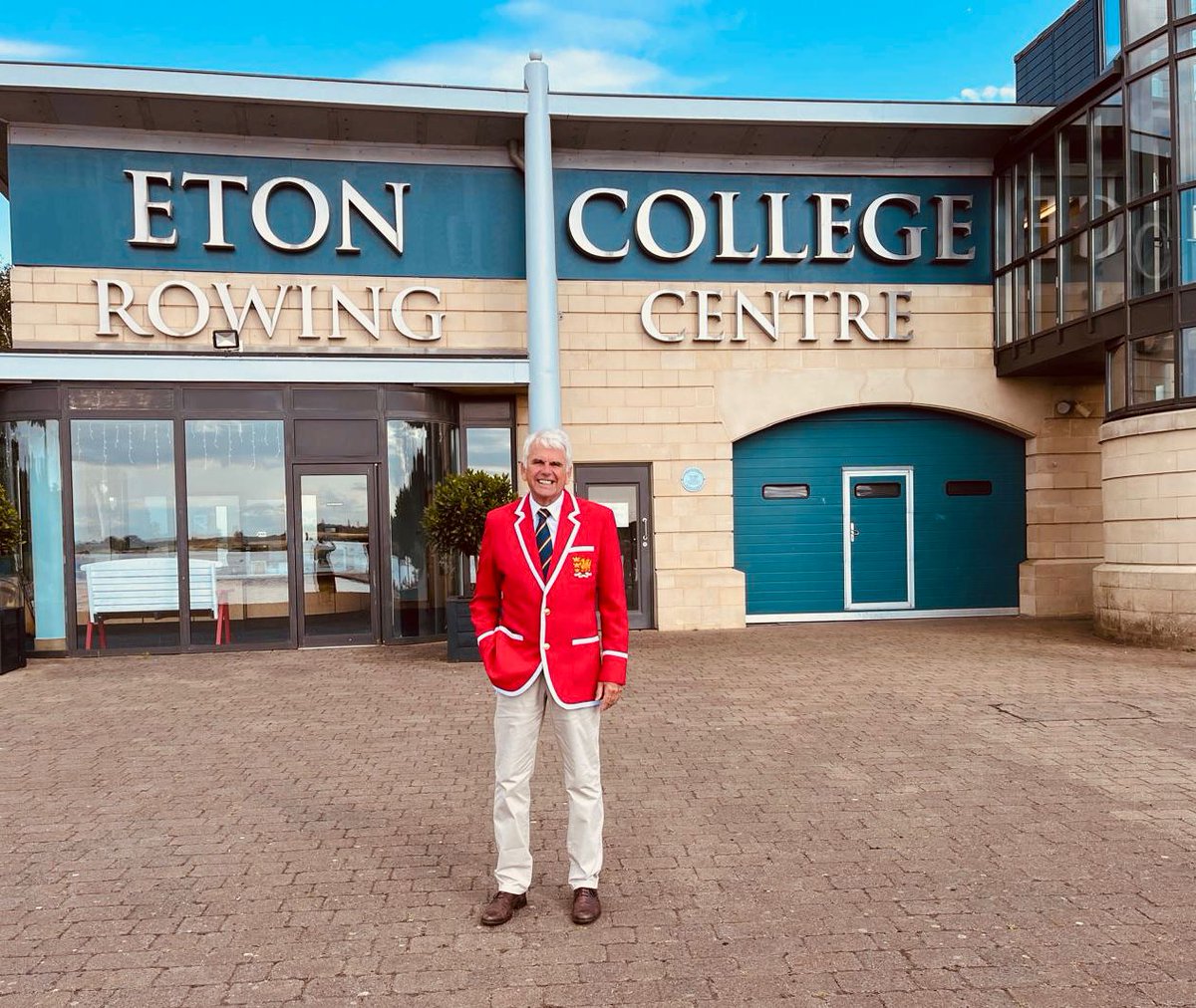 We are all so proud of Peter Jenkins looking very smart in his Welsh blazer for the Over 70s World Cup opening ceremony. 

Go well tomorrow Peter against Australia