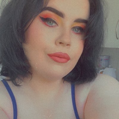 LillieLBennett's tweet photo. #NewProfilePic https://t.co/94WGpAiqwI