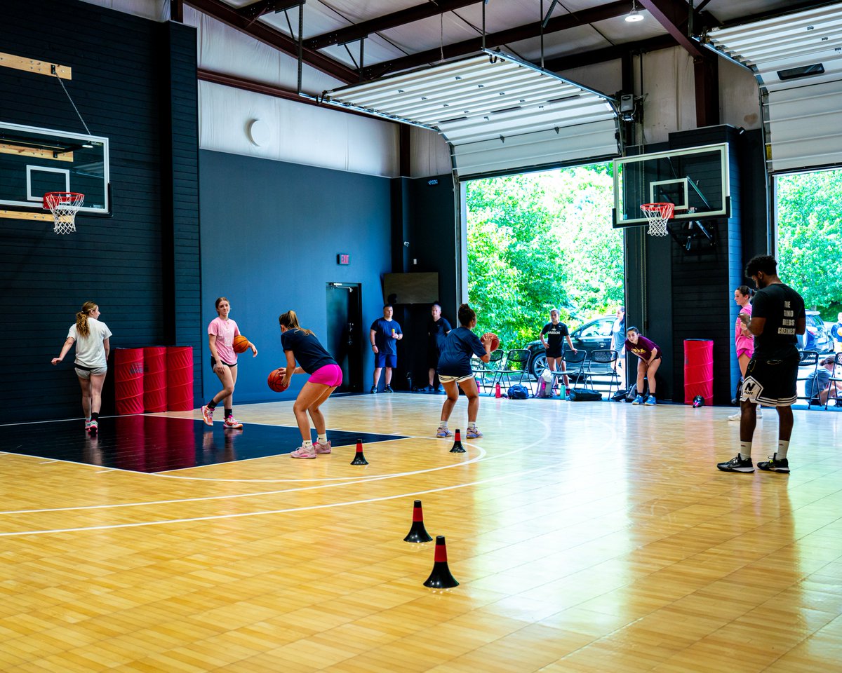 Did you get your work in today? 

If not, we can help. Rent our court using the link in our bio! 

#basketball #courtrental #basketballcourt #CT