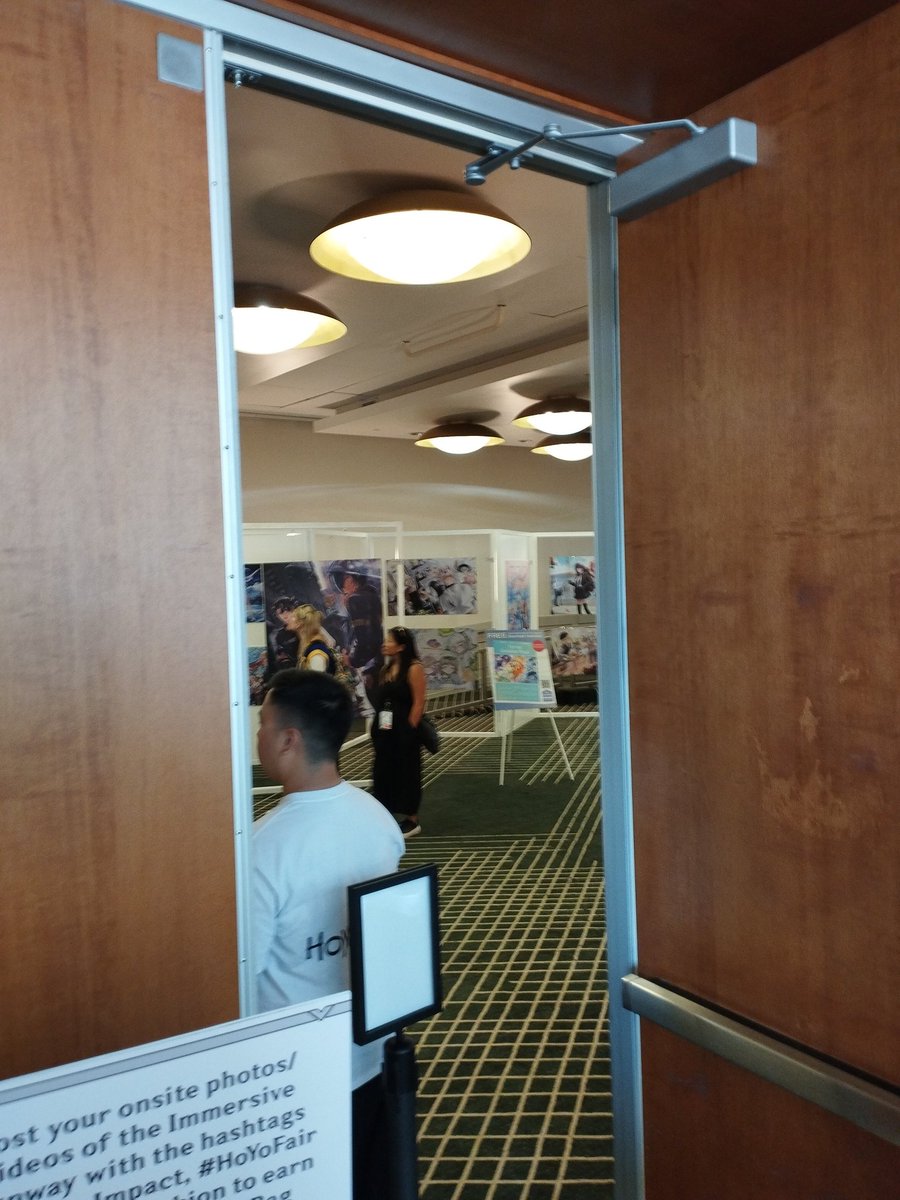 Teyvat fashion show #GenshinImpact #hoyofair #TeyvatFashion